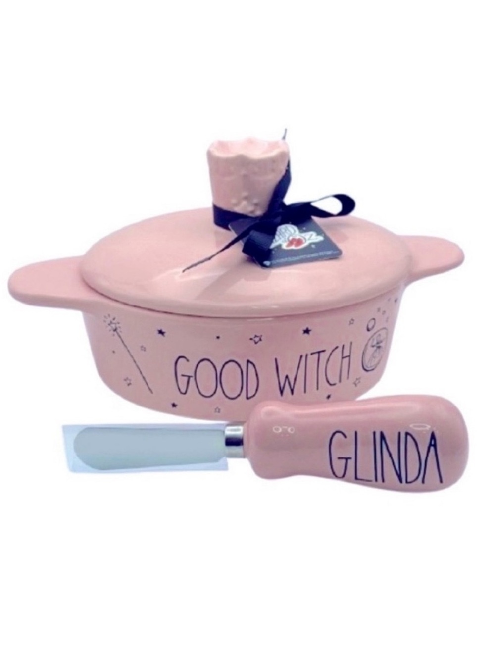 🆕- Rae Dunn- "Glinda the Good Witch" Brie
Baker and Knife Set.